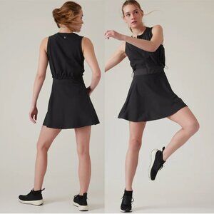 Athleta Venture Out Dress in Black